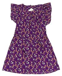 Fialové kvetované šaty s opaskom