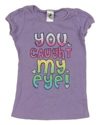 Lila tričko s nápisem C&A