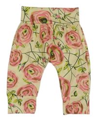 Žlté kvetované tepláky