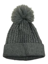 Šedá vzorovaná pletená čepice s bambulí Zara