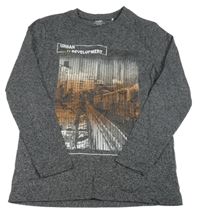 Antracitové tričko s potlačou zn. YIGGA