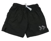 Čierne šušťákové kraťasy s potlačou