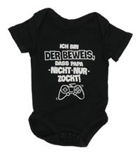 Čierne body s nápismi a ovladačem