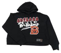 Čierna crop mikina s Chicago Bulls a kapucňou Primark