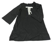 Kostým- černé šaty s mašlí 