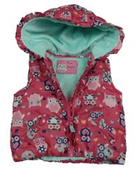 Tmavoružová prešívaná šušťáková zateplená vesta so sovičkami a srdiečkami a volánikmi a kapucňou Tu