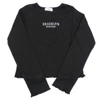 Čierne rebrované crop tričko s nápisom Primark