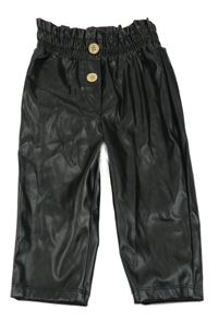 Černé koženkové kalhoty s knoflíčky 