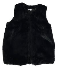 Čierna kožušinová podšitá vesta PE&CO
