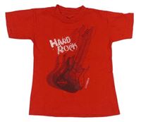 Červené tričko s kytarou a nápismi