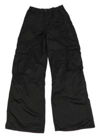 Čierne lesklé cargo široké nohavice H&M