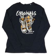 Tmavomodré tričko s teniskami C&A