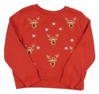 Červená mikina so sobmi