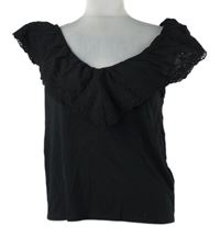 Dámska čierna blúzka s madeirovým volánikom H&M