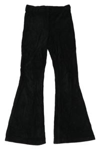 Čierne zamatové rebrované flare nohavice Matalan