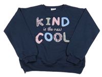 Tmavomodrá mikina s nápisom