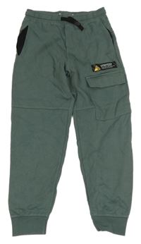 Šedozelené tepláky s nápisem 