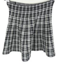Dámska čierno-biela kockovaná pletená sukňa Primark