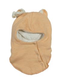 Meruňková kukla s oušky