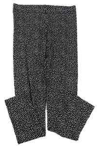 Čierne bodkovaná é legíny F&F