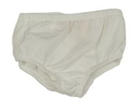 Bílé kalhotky na plenku