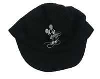 Čierna šiltovka s Mickeym George