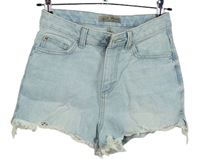 Dámské světlemodré riflové roztřepené kraťasy Denim 
