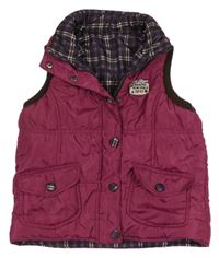 Tmavoružová šušťáková obojstranná zateplená vesta s nápisom