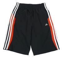 Černo-červeno-bílé sportovní funkční kraťasy s pruhy Adidas