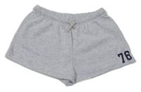 Sivé melírované teplákové kraťasy s číslom H&M