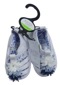 Bílé sandálky s 3D květy - cápačky Matalan vel. 18