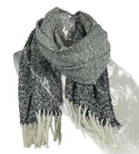 Nové - Dámská šedo-černá melírovaná teplá šála s třásněmi 