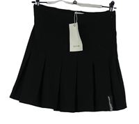 Nové - Dámska čierna skladaná sukňa Bershka