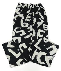 Černo-bílé vzorované sportovní legíny