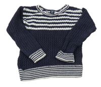 Tmavomodro-biely pruhovaný sveter GAP