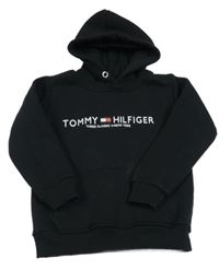 Černá mikina s nápisem a kapucí