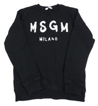 Čierna mikina s nápisom