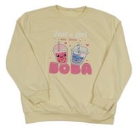 Smotanová mikina s nápisom a nápoji