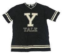 Čierne tričko so znakem Yale a pruhmi H&M