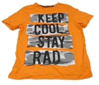 Oranžové tričko s nápisy C&A