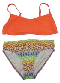 Červeno-barevné dvoudílné plavky