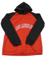 Červeno-černá mikina s nápisem a kapucí