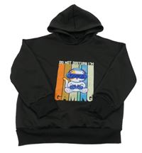 Čierna mikina s potlačou a kapucňou