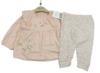 Nové - 2set- světlerůžové triko s motýlky+ vílé květinové lehké tepláky Next