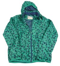 Tmavozeleno/tmavomodrá vzorovaná šusťáková podzimní bunda s ukrývací kapucí