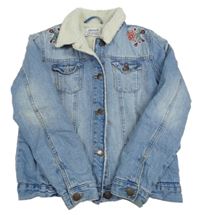 Modrá rifľová zateplená bunda s výšivkami květů Denim Co.