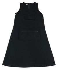 Čierne šaty s vreckom