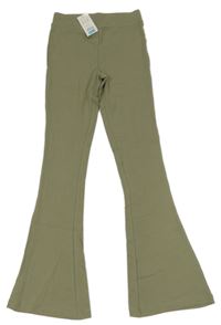 Nové - khaki flare teplákové nohavice New Look
