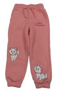 Růžové tepláky s Marií Primark