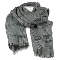 Dámská šedo-černá kostkovaná šála Primark